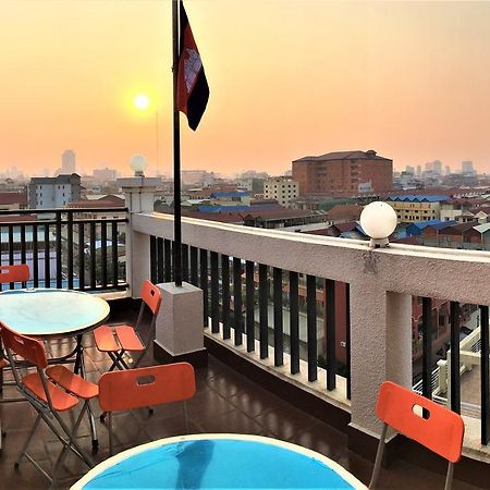 Lalune Hotel พนมเปญ ภายนอก รูปภาพ
