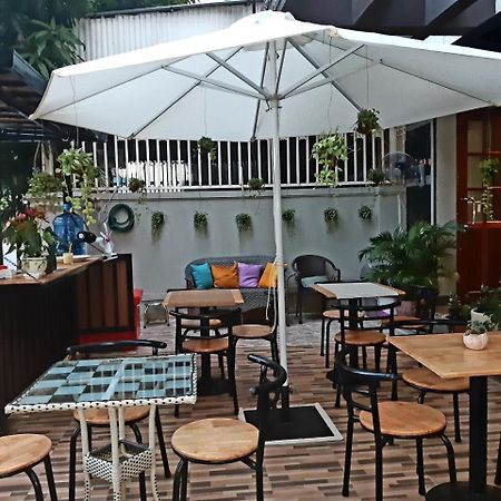 Lalune Hotel พนมเปญ ภายนอก รูปภาพ