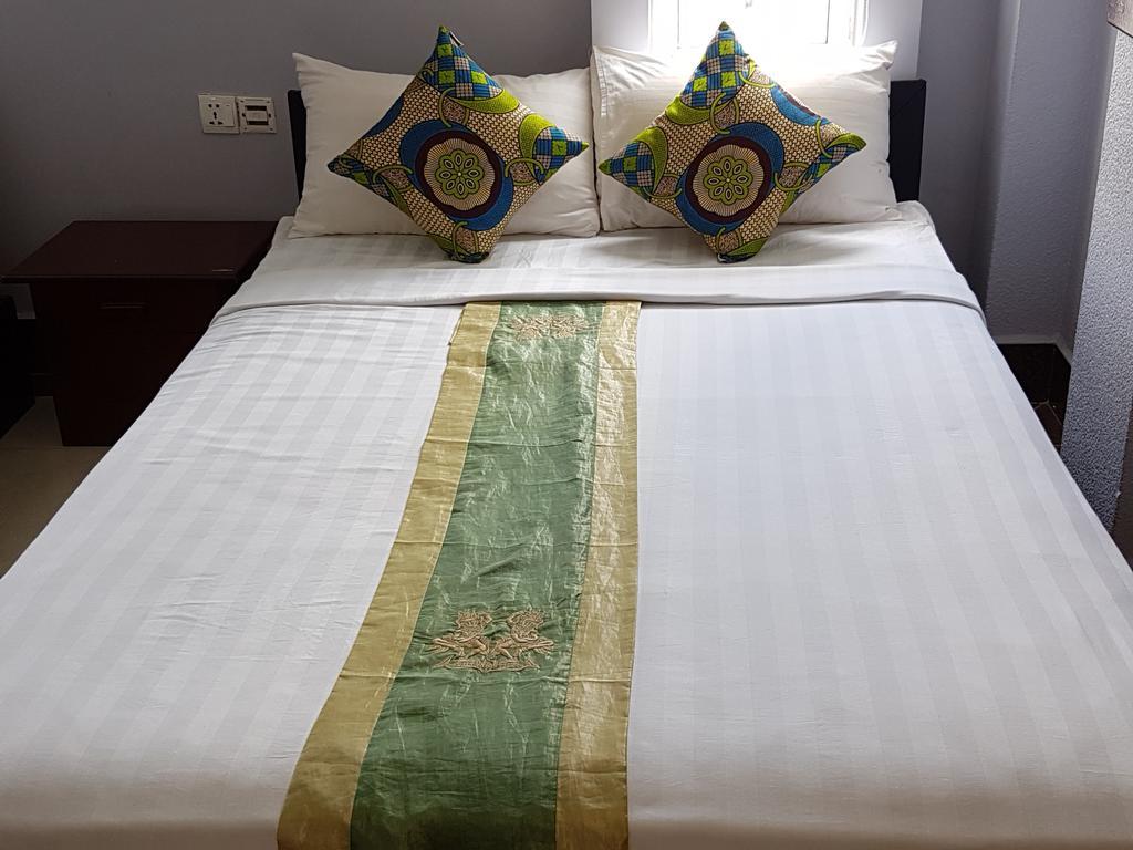 Lalune Hotel พนมเปญ ภายนอก รูปภาพ