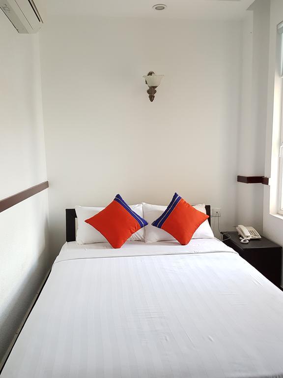 Lalune Hotel พนมเปญ ภายนอก รูปภาพ