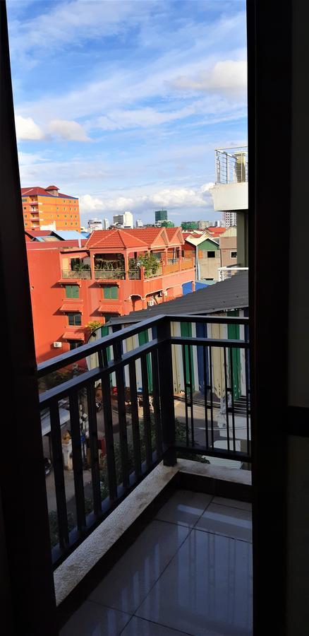Lalune Hotel พนมเปญ ภายนอก รูปภาพ