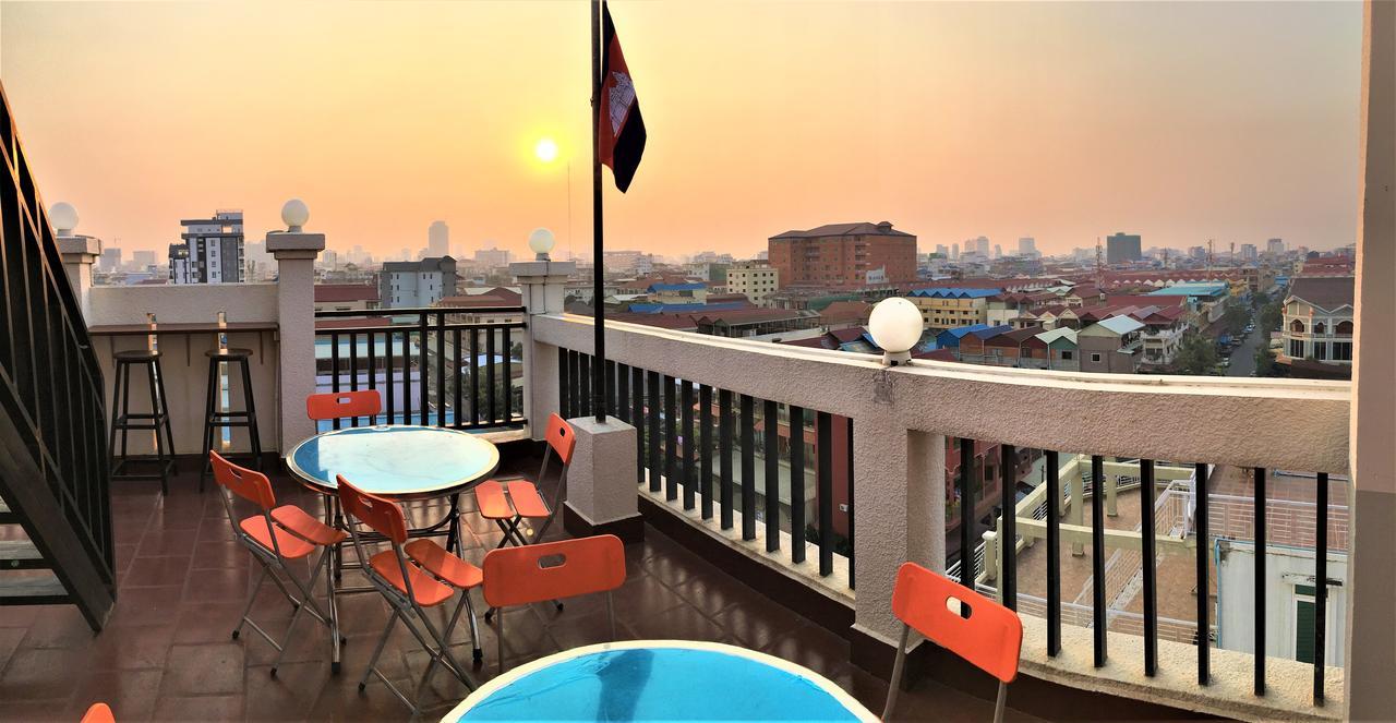 Lalune Hotel พนมเปญ ภายนอก รูปภาพ