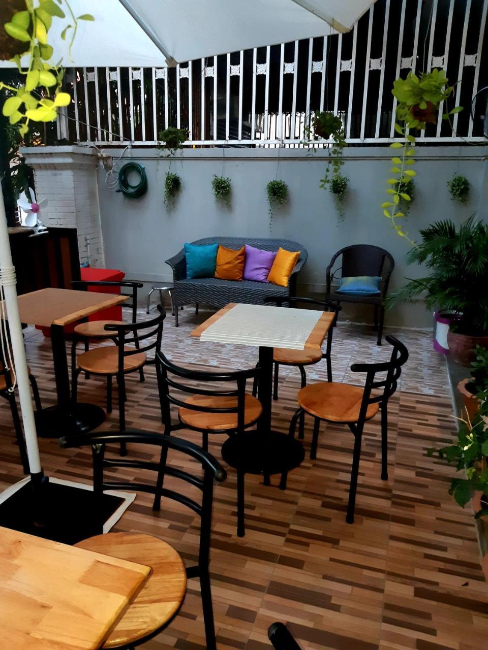 Lalune Hotel พนมเปญ ภายนอก รูปภาพ