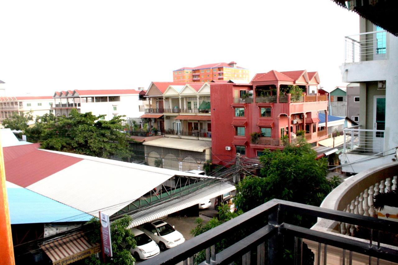 Lalune Hotel พนมเปญ ภายนอก รูปภาพ